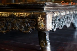 Hé mở bí mật về đồ ngự dụng của các vua nhà Nguyễn