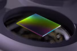 iPhone 18 sẽ có cảm biến camera mới, hé lộ nhà cung cấp