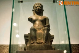 Ngắm tượng Phật ngồi ngàn tuổi, độc nhất Đông Nam Á của Việt Nam