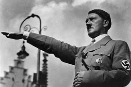 Hitler đã thâu tóm quyền chỉ huy quân đội Đức như thế nào?