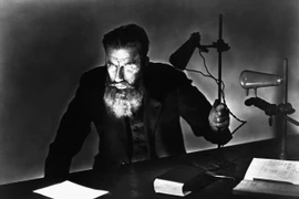 Sự thật cực bất ngờ về việc con người tìm ra tia X