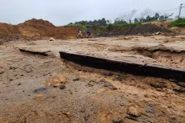 Tiết lộ bất ngờ về thuyền độc mộc cổ phát lộ ở Bắc Ninh