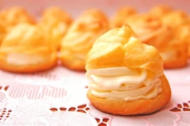 Givral tạm ngưng sản xuất bánh su kem sau vụ nghi ngộ độc đêm Trung thu