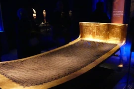 Soi chi tiết bộ sưu tập báu vật của pharaon Tutankhamun (1)