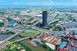 Thành phố nào ở VN vừa có cảng biển vừa có sân bay QT? 