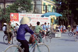 Những bức hình đặc biệt về thủ đô Hà Nội năm 1991