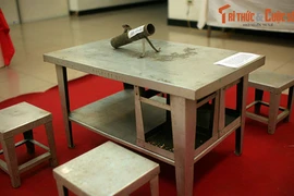 Đồ vật độc đáo làm từ vỏ bom đạn, xác máy bay... thời bao cấp (1)