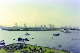 Cuộc sống ở Tokyo năm 1990 đầy ấn tượng qua ống kính du khách