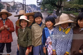 Ký ức ùa về qua bộ ảnh trẻ em Hà Nội năm 1987 