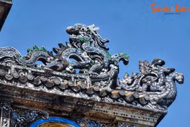 Bí mật lịch sử của những mảnh sành sứ trang trí cung đình Huế