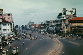 Loạt ảnh để đời về đại lộ Lê Lợi ở Sài Gòn xưa 