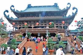 Điểm tên 5 ngôi chùa đẹp, linh thiêng gần Hà Nội