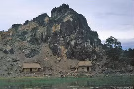 Vẻ đẹp hoang sơ của Ninh Bình năm 1991