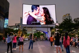 Thái Lan kêu gọi đeo khẩu trang khi quan hệ tình dục dịp Valentine