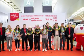 Khai trương 4 đường bay Hà Nội, TP HCM với Bắc Kinh, Quảng Châu
