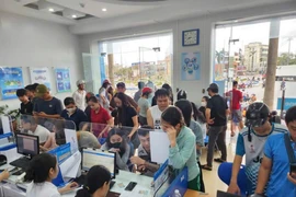 Gian nan vượt ngàn, lên non “Nối sóng”