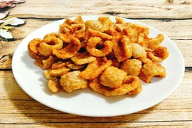 Bì heo chiên giòn xóc muối ớt lạ mà ngon chưa từng có