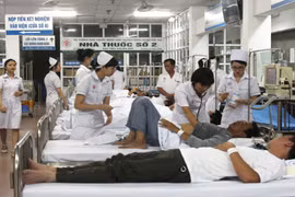 Bệnh viện 108 lập khu điều trị dã chiến sốt xuất huyết