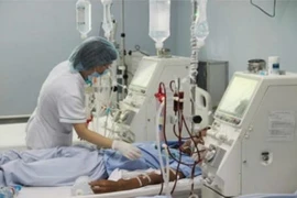 100 bệnh nhân ở Hòa Bình sẽ không phải xuống Hà Nội chạy thận