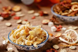 15 thực phẩm vàng cho sức khỏe mùa thu