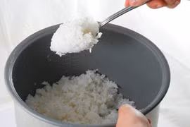 Không muốn bị bệnh, tuyệt đối không hâm lại thức ăn này