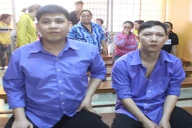 Dàn cảnh đụng xe để móc túi hàng trăm triệu 