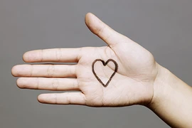 Bàn tay có đặc điểm này chính là cảnh báo bệnh nguy hiểm