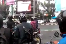 Cảnh sát tuyên chiến nạn phim sex chiếu công khai giữa ban ngày