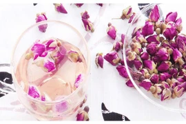 Trà hoa: dưỡng sinh hoàn hảo cho mùa thu khô hanh