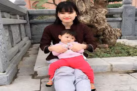 Cái Tết đầu tiên của em bé 14 tháng nặng 3,5kg