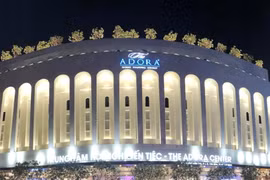 4 người dự tiệc cưới ở Adora Center nhập viện được truyền nước điện giải