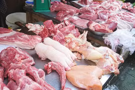 Giá thịt heo bán lẻ tại các chợ tiếp tục tăng mạnh