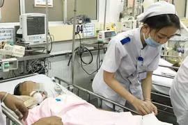 Vì sao bé gái 3 tuổi tử vong sau 4 giờ ở Bệnh viện Nhi Đồng 2?