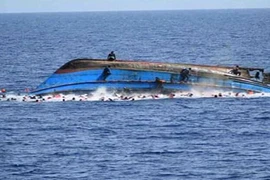 Hãi hùng cảnh chìm phà Tanzania, hàng trăm người có thể thiệt mạng