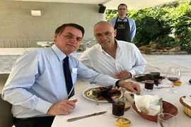 Cận cảnh bữa ăn gây "bão" Israel đãi Tổng thống Brazil
