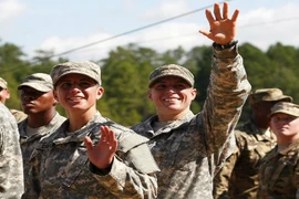 Vẻ đẹp chiến trường của các nữ quân nhân Mỹ