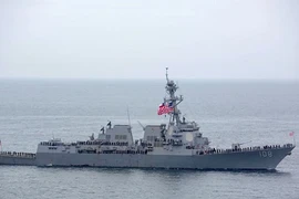 Tàu khu trục Mỹ tiến vào quần đảo Hoàng Sa