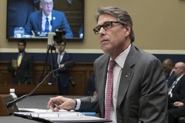 Hé lộ người thúc giục ông Trump điện đàm với Tổng thống Ukraine