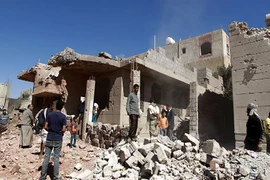 Liên quân Ả-rập không kích các trụ sở tình báo tại Yemen