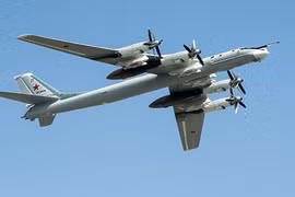 Không quân Nga vẫn chưa "buông tha" cho Tu-95 sau 70 hoạt động