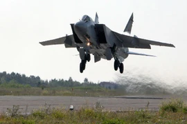 Siêu cơ MiG-31 Nga gặp nạn, phi công thoát chết thần kỳ