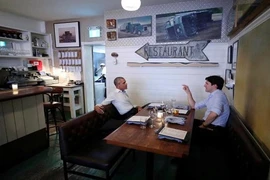 Chùm ảnh cựu Tổng thống Obama sau khi rời Nhà Trắng 