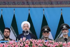 Tuyên bố sốc của Tổng thống Iran giữa căng thẳng với Mỹ