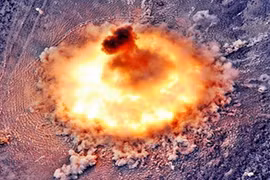 Nga lần đầu ném “bố của các loại bom” diệt gọn IS ở Syria?