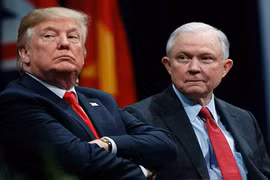 Bộ trưởng Tư pháp Mỹ vừa bị Tổng thống Trump sa thải là ai?