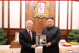 Chuyến thăm Việt Nam của Chủ tịch Kim Jong-un qua góc máy KCNA