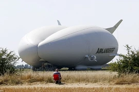 Cận cảnh chiếc máy bay lớn nhất thế giới