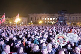 Biểu tình phản đối và ủng hộ người tị nạn ở Đức