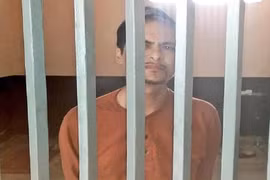 Kẻ ấu dâm vừa ra tù lại cưỡng bức bé trai suốt 4 ngày