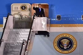 Tổng thống Mỹ Donald Trump đã tới Singapore